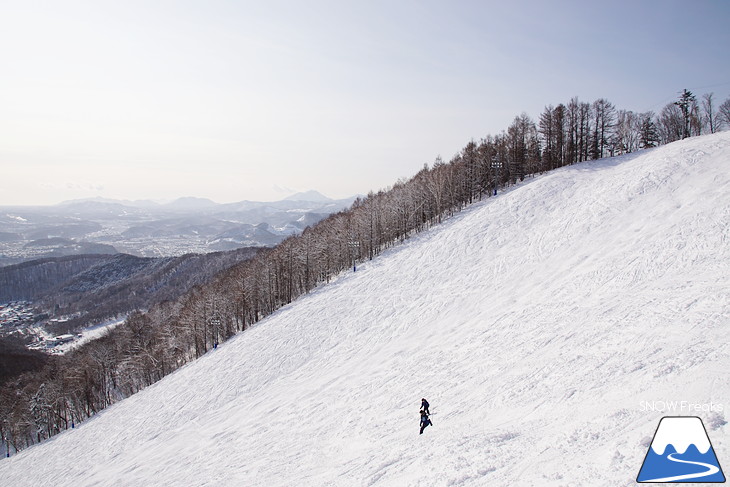 札幌藻岩山スキー場 『青空』が最高に似合うゲレンデ☆